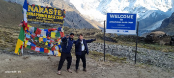 How long is the Annapurna Circuit