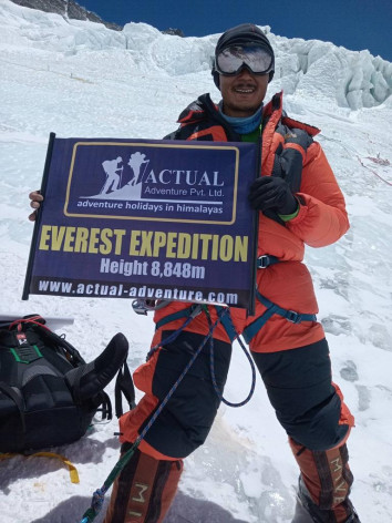 Nemjung Peak Climbing