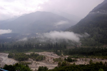 Manali –Ladakh Overland Safari Tour