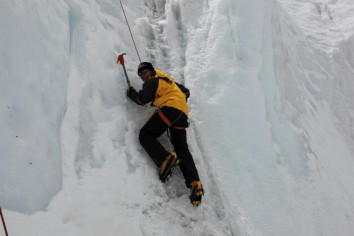 Pumori (7145 m) Expedition
